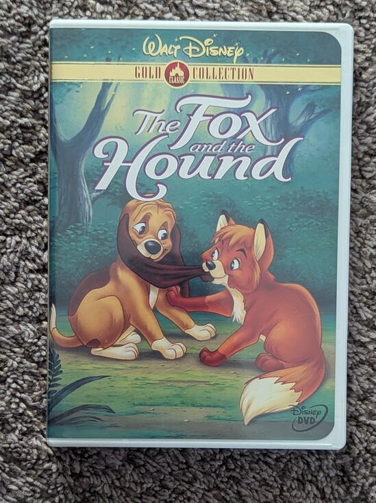 Disney Other - The Fox and the Hound Walt Disney Gold Collection DVD Movie